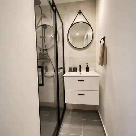 A 5 Min Du Cern, 4 Chambres, 8 Personnes, 2 Salles De Bain Ferienhaus Saint-Genis-Pouilly