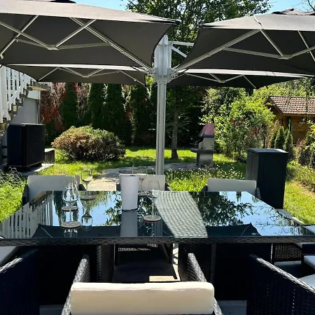 A 5 Min Du Cern, 4 Chambres, 8 Personnes, 2 Salles De Bain Ferienhaus Saint-Genis-Pouilly